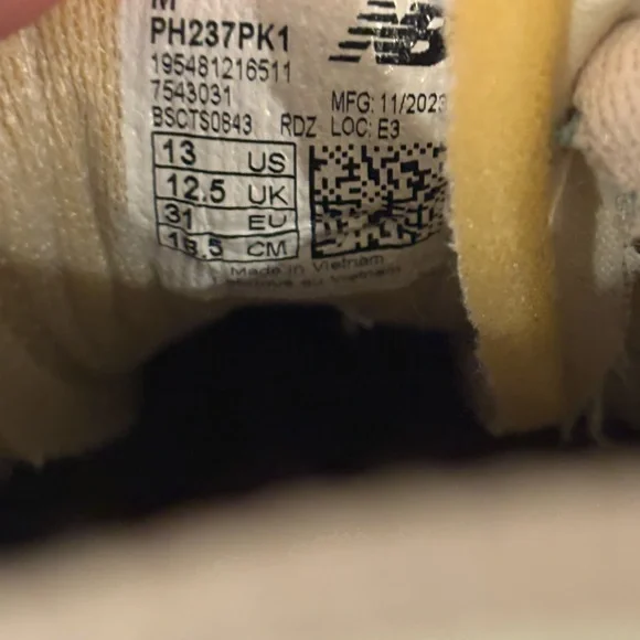 New Balance 237 Pink White Casual Sneaker Toddler Girls Size 13 - Picture 7 of 9